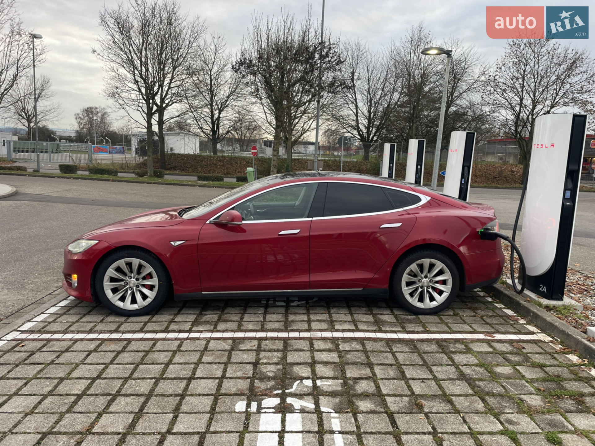 2014 Tesla Model S - мініатюра 3