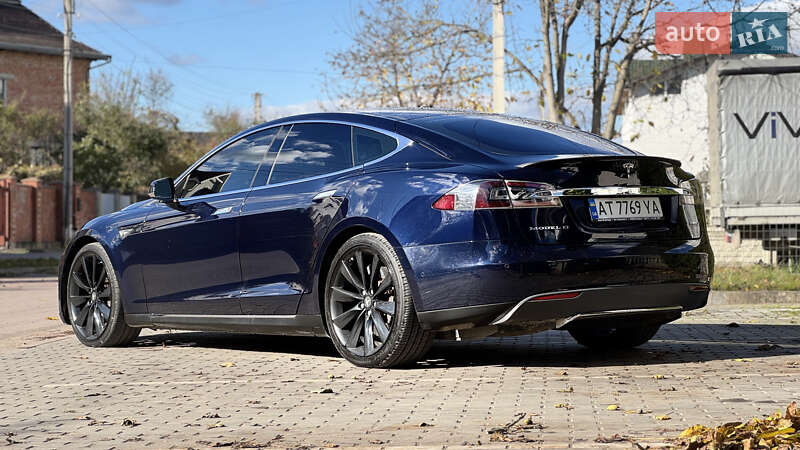 Лифтбек Tesla Model S 2014 в Ивано-Франковске
