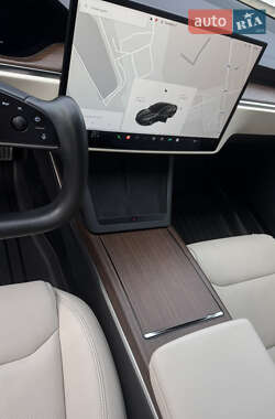 Лифтбек Tesla Model S 2022 в Коломые