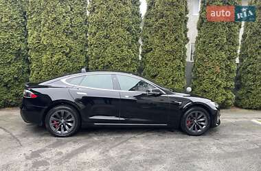 Лифтбек Tesla Model S 2019 в Березному