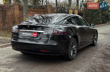 Ліфтбек Tesla Model S 2019 в Києві