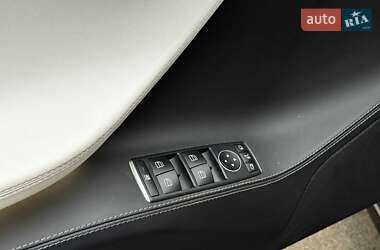 Ліфтбек Tesla Model S 2019 в Києві