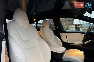 Ліфтбек Tesla Model S 2019 в Києві