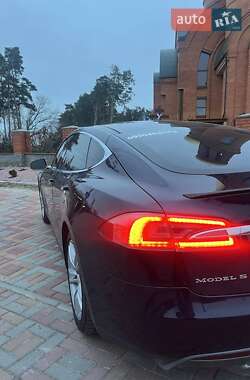 Лифтбек Tesla Model S 2013 в Житомире