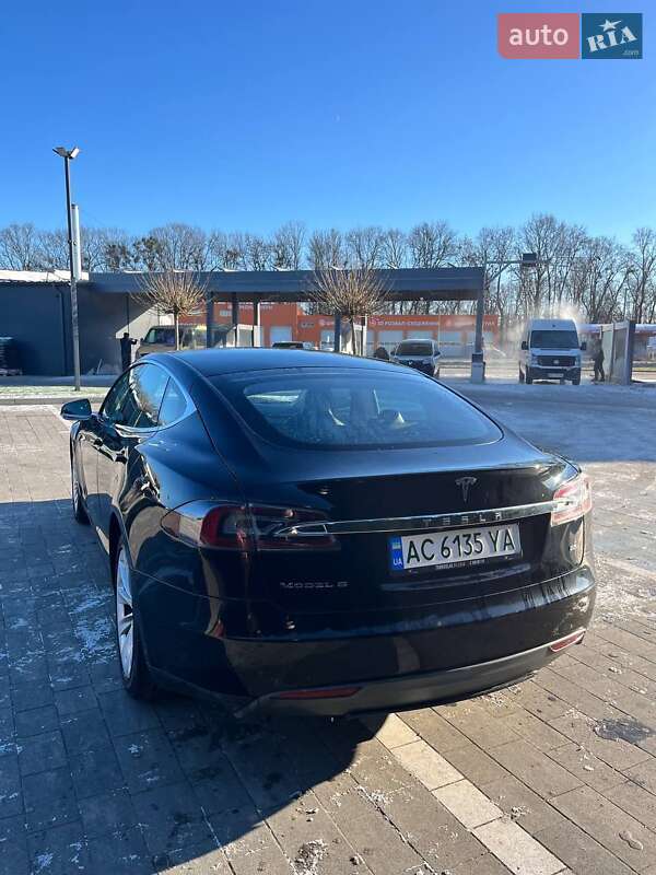 Лифтбек Tesla Model S 2013 в Луцке