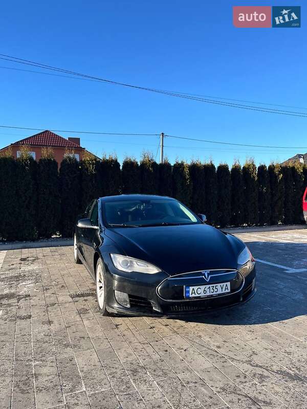 Лифтбек Tesla Model S 2013 в Луцке