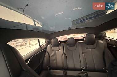 Лифтбек Tesla Model S 2017 в Запорожье