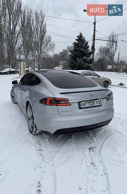 Лифтбек Tesla Model S 2017 в Запорожье