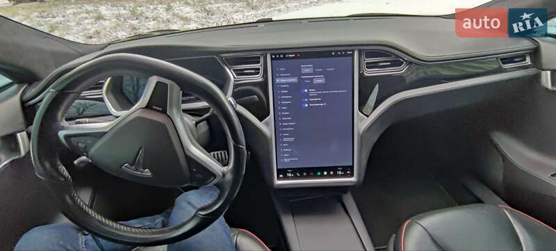 Ліфтбек Tesla Model S 2013 в Ставищі