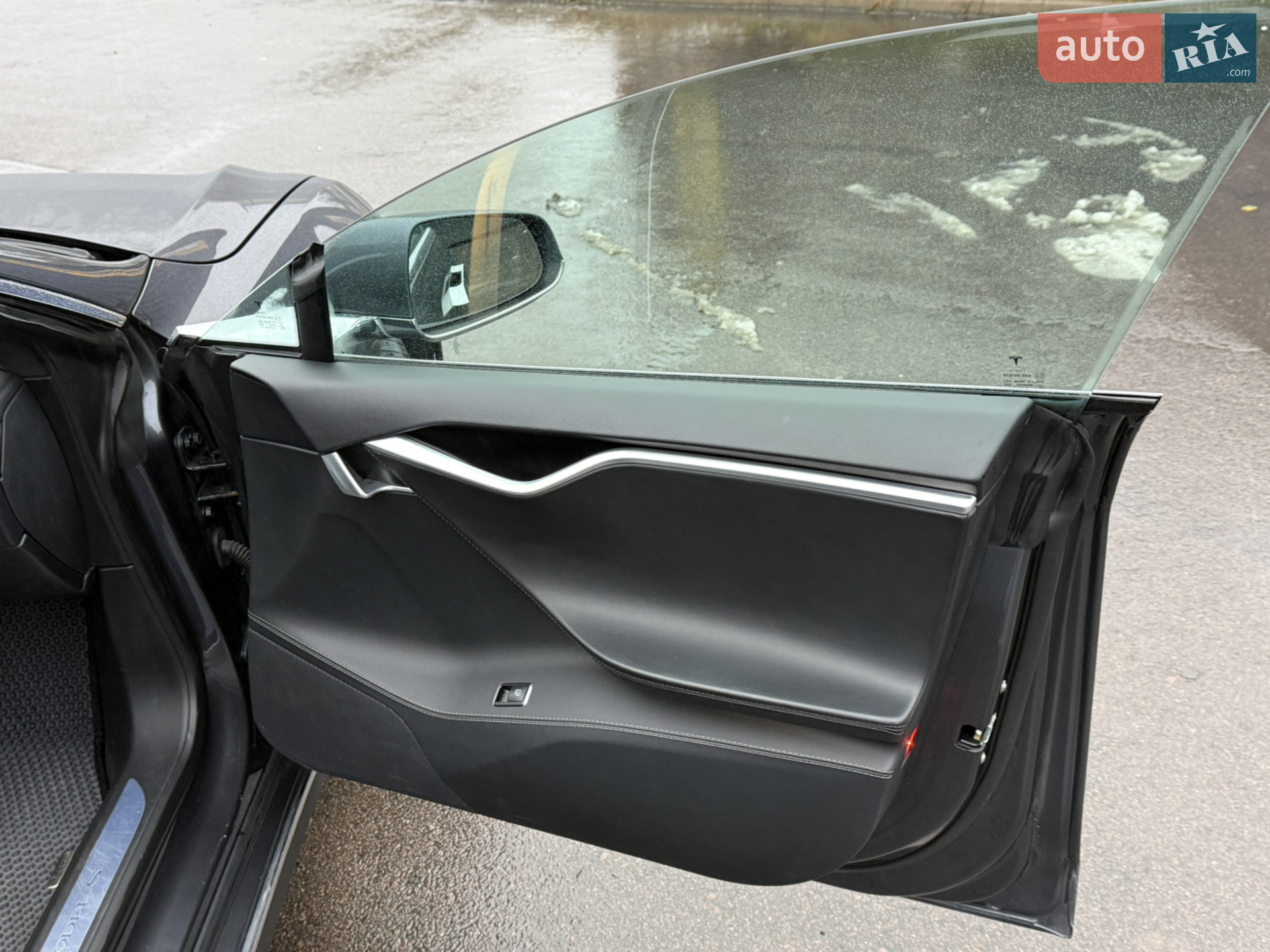 2015 Tesla Model S - мініатюра 17