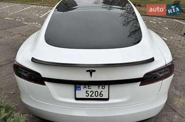 Ліфтбек Tesla Model S 2020 в Дніпрі