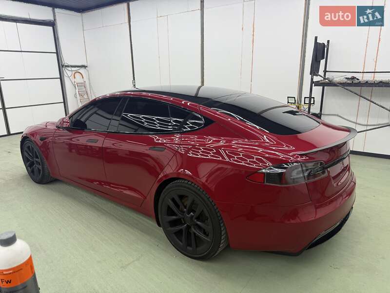 Лифтбек Tesla Model S 2021 в Львове
