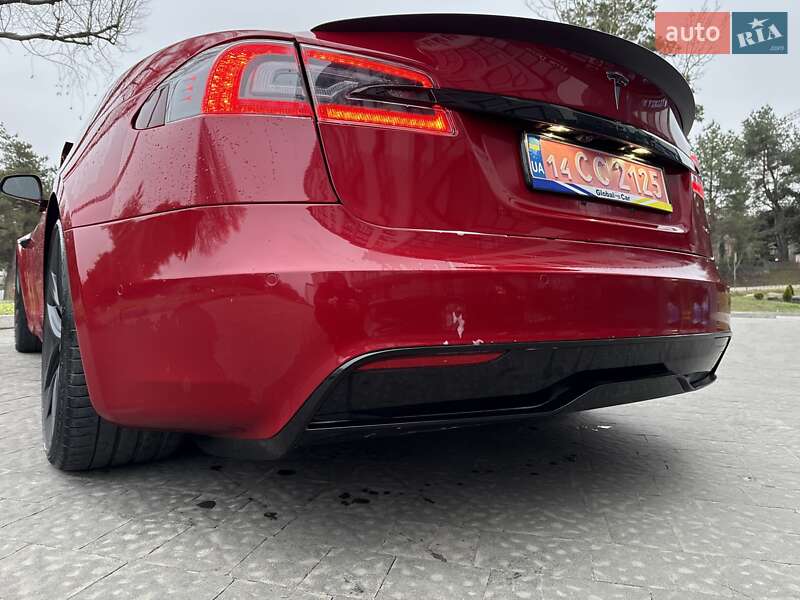 Лифтбек Tesla Model S 2021 в Львове