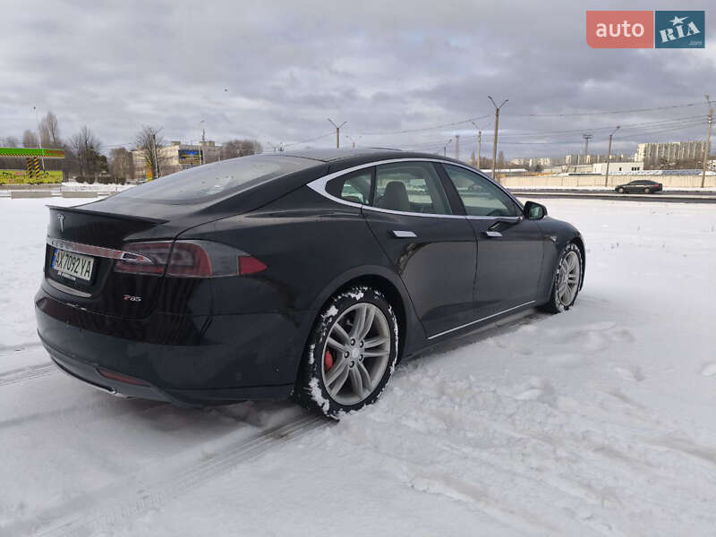 Ліфтбек Tesla Model S 2014 в Харкові