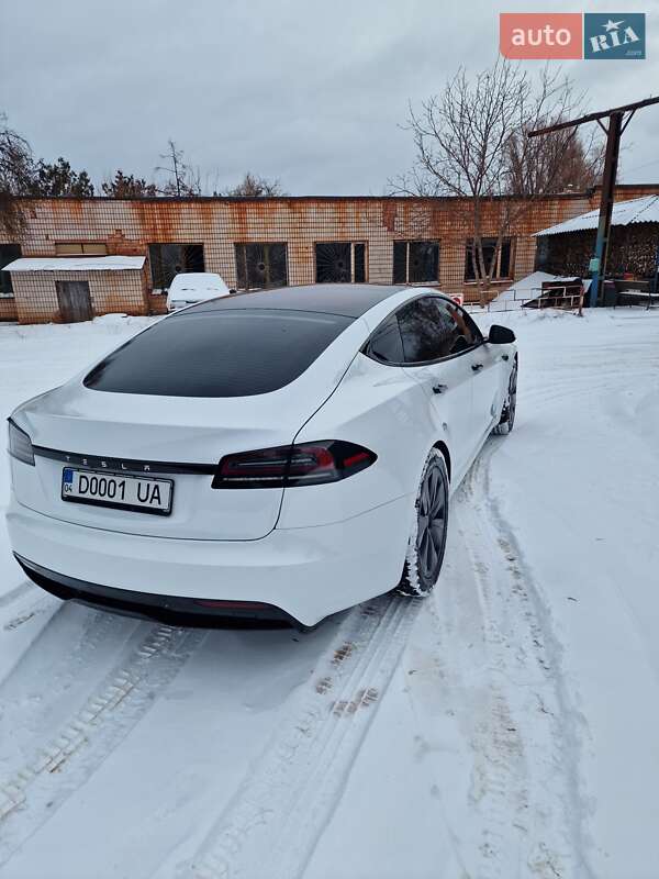 Лифтбек Tesla Model S 2023 в Одессе