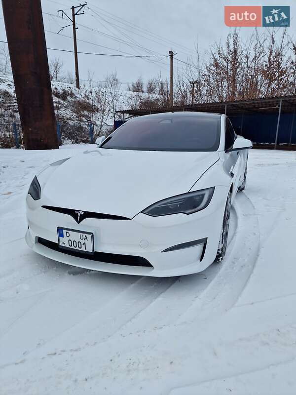Лифтбек Tesla Model S 2023 в Одессе