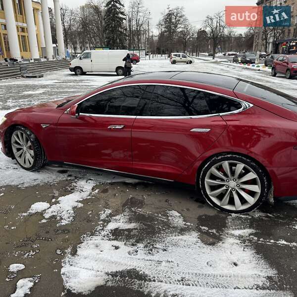 Ліфтбек Tesla Model S 2014 в Києві
