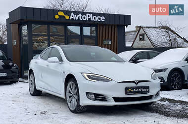 Лифтбек Tesla Model S 2018 в Луцке