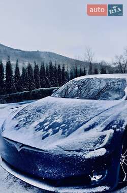 Ліфтбек Tesla Model S 2016 в Вінниці