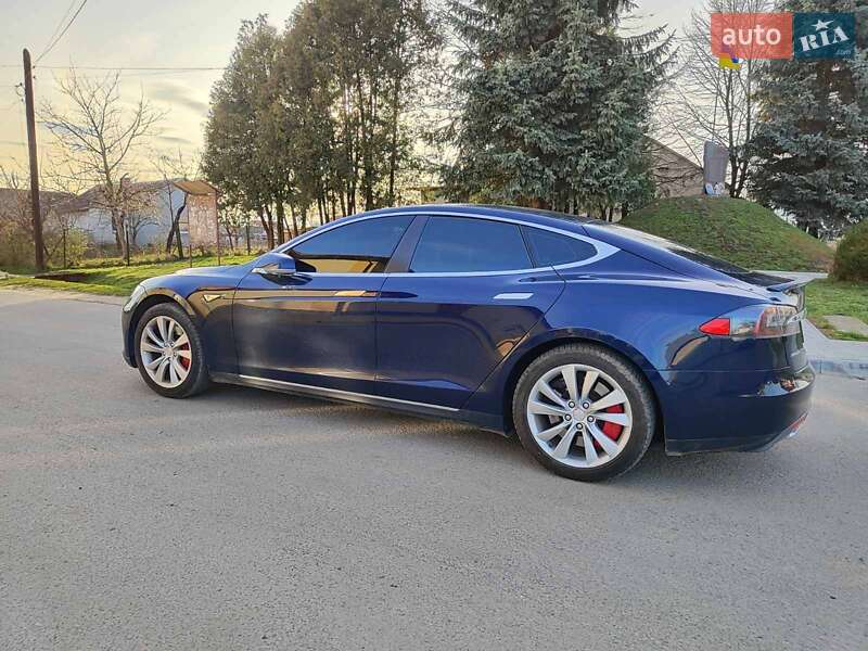 Ліфтбек Tesla Model S 2014 в Пустомитах фото 4 Ліфтбек Tesla Model S 2014 в Пустомитах