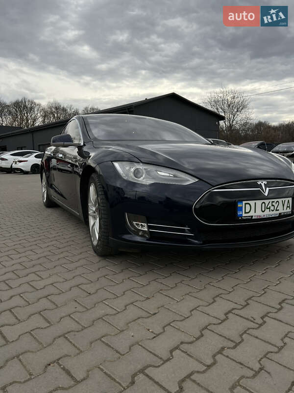 Tesla Model S 2013 Tesla Model S 2013