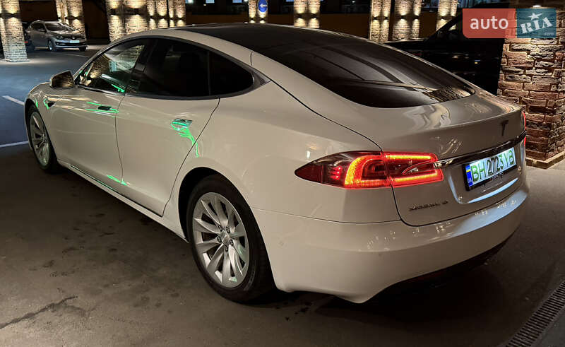 Ліфтбек Tesla Model S 2017 в Одесі фото 8 Ліфтбек Tesla Model S 2017 в Одесі
