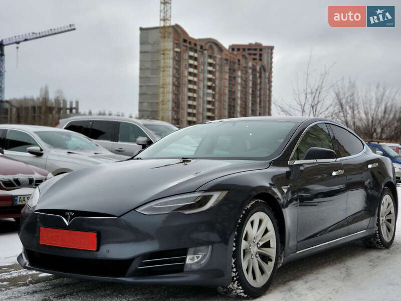 2017 Tesla Model-S, VIN 5YJSA7E25HF212138:plate — фото 1 (autoria)