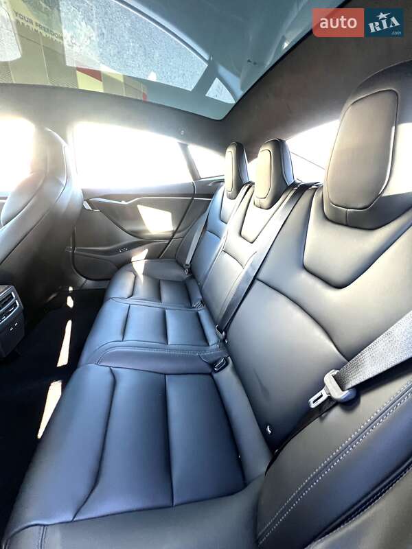 Лифтбек Tesla Model S 2019 в Одессе фото 6 Лифтбек Tesla Model S 2019 в Одессе