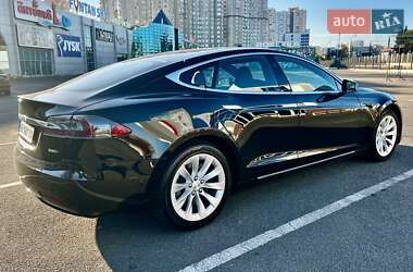 Лифтбек Tesla Model S 2019 в Одессе