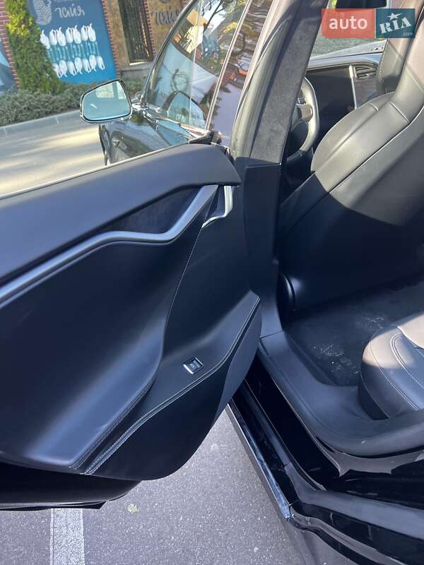 Лифтбек Tesla Model S 2019 в Одессе фото 23 Лифтбек Tesla Model S 2019 в Одессе