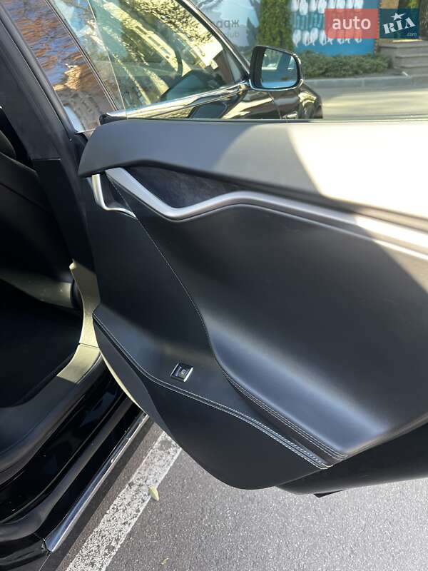 Лифтбек Tesla Model S 2019 в Одессе фото 24 Лифтбек Tesla Model S 2019 в Одессе