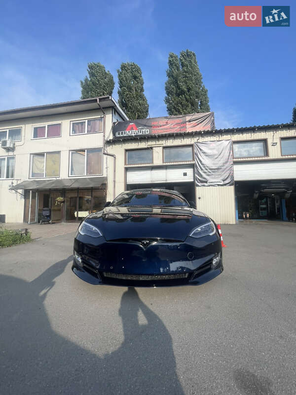 Ліфтбек Tesla Model S 2015 в Києві фото 2 Ліфтбек Tesla Model S 2015 в Києві