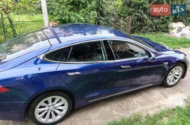 Лифтбек Tesla Model S 2016 в Ивано-Франковске