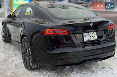 Лифтбек Tesla Model S 2022 в Киеве