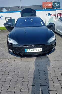 Лифтбек Tesla Model S 2014 в Киеве