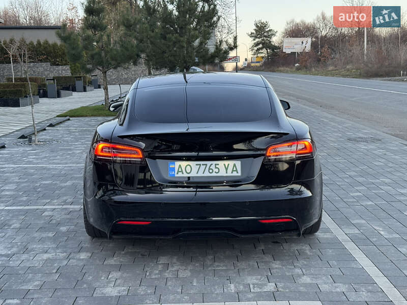 Ліфтбек Tesla Model S 2022 в Ужгороді