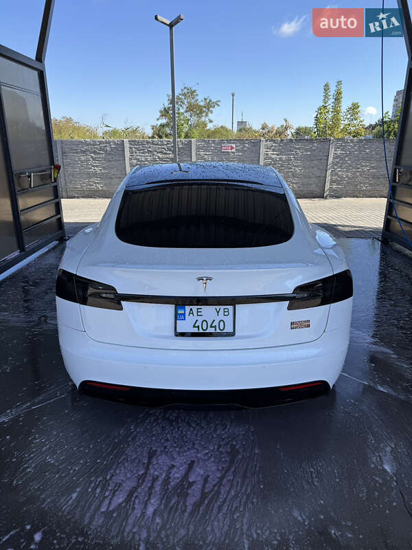 Лифтбек Tesla Model S 2021 в Днепре фото 8 Лифтбек Tesla Model S 2021 в Днепре