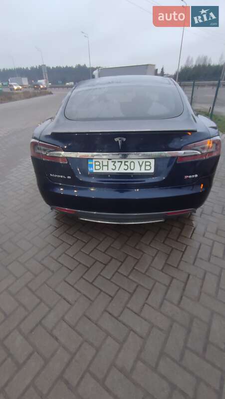 Ліфтбек Tesla Model S 2013 в Житомирі