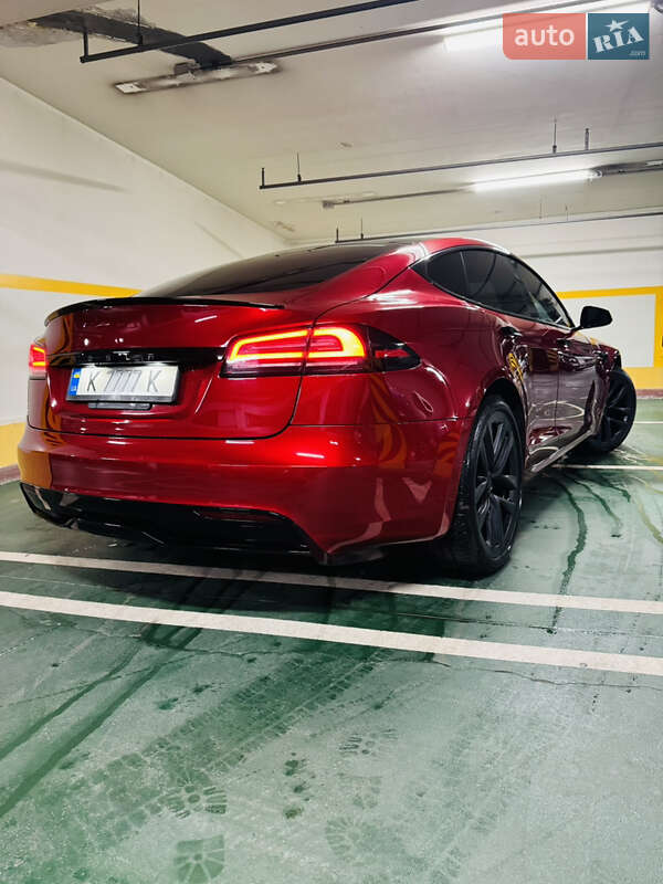 Лифтбек Tesla Model S 2023 в Броварах