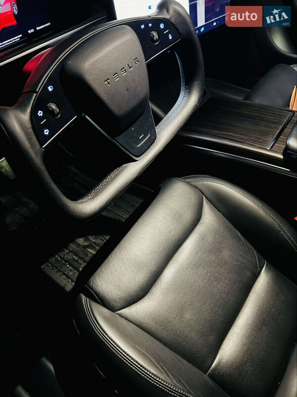 Лифтбек Tesla Model S 2023 в Броварах