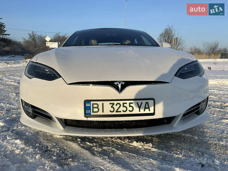 Ліфтбек Tesla Model S 2020 в Полтаві фото 3 Ліфтбек Tesla Model S 2020 в Полтаві