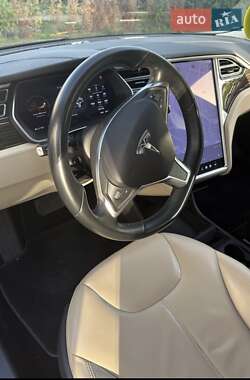 Лифтбек Tesla Model S 2014 в Киеве фото 5 Лифтбек Tesla Model S 2014 в Киеве