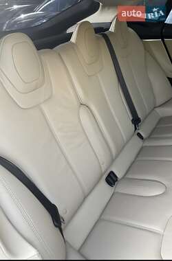 Лифтбек Tesla Model S 2014 в Киеве