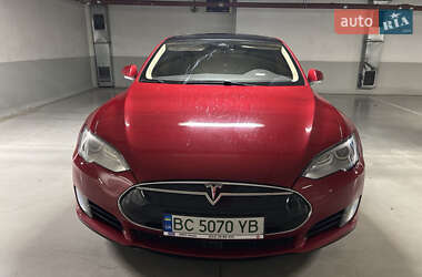 Лифтбек Tesla Model S 2016 в Львове фото 16 Лифтбек Tesla Model S 2016 в Львове