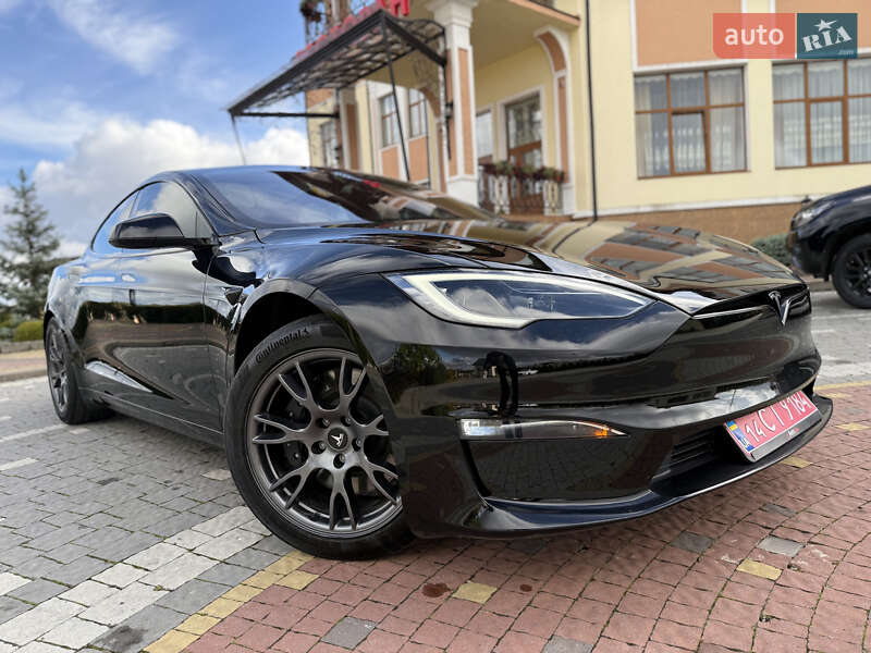 Лифтбек Tesla Model S 2024 в Дрогобыче