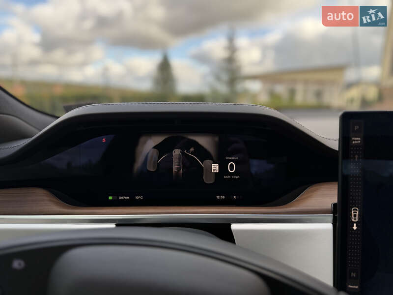 Лифтбек Tesla Model S 2024 в Дрогобыче