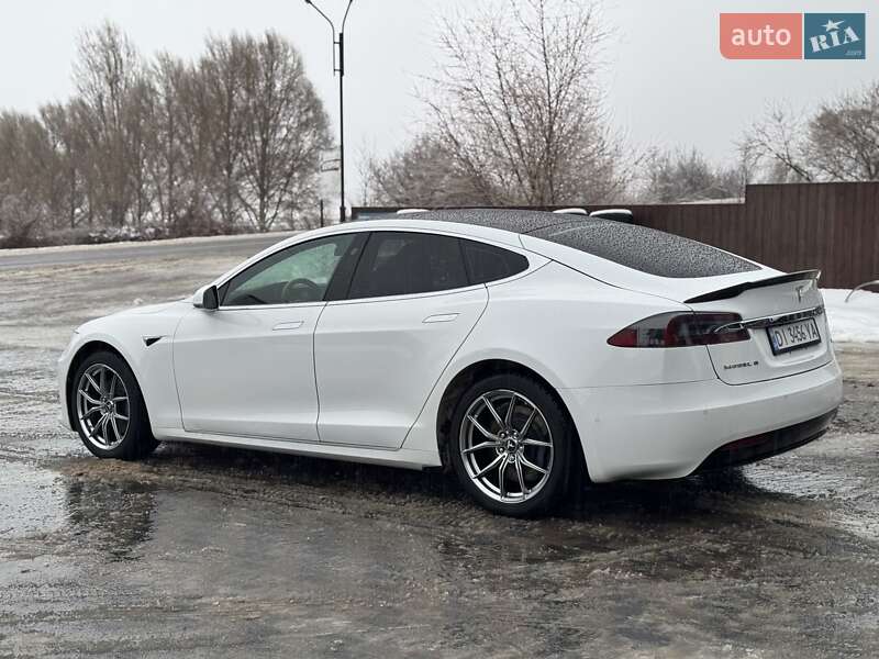 Ліфтбек Tesla Model S 2016 в Бучі фото 15 Ліфтбек Tesla Model S 2016 в Бучі