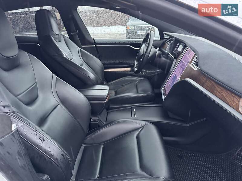 Ліфтбек Tesla Model S 2016 в Бучі фото 30 Ліфтбек Tesla Model S 2016 в Бучі