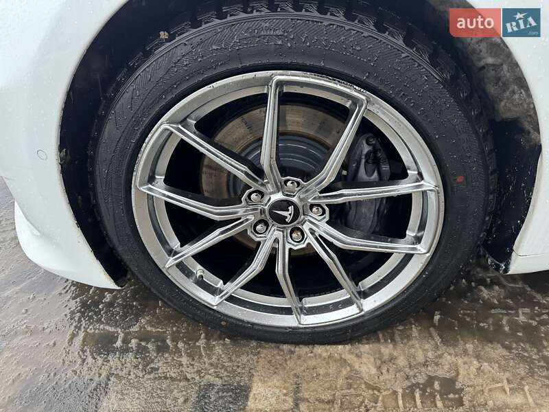 Ліфтбек Tesla Model S 2016 в Бучі фото 36 Ліфтбек Tesla Model S 2016 в Бучі