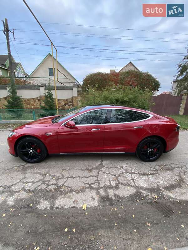 Лифтбек Tesla Model S 2013 в Одессе